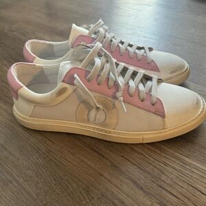 Women’s Pink & White Oliver Cabell Sneakers
